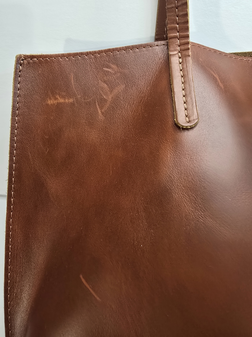 Smooth Madrone Leather Tote with Long Shoulder Straps - Picture 5 of 10